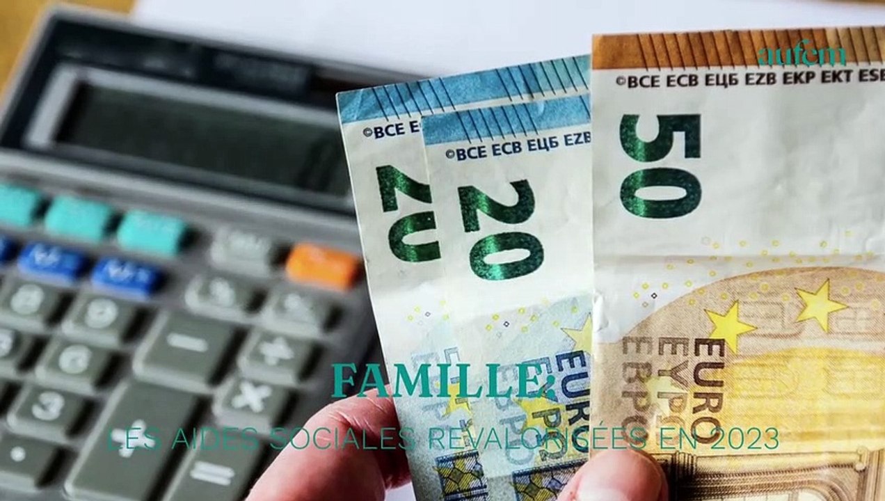 Famille : les aides sociales revalorisées en 2023