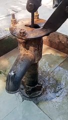 70 साल पुराना पानी का पंप क्या आपके गांव में भी है इतना पुराना पानी का पंप