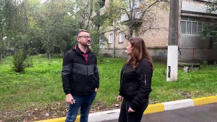 Idén már biztosan nem tudnak hazaköltözni, de legalább áll a házuk - az Euronews exkluzív riportja