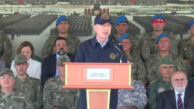 Son dakika gündem: Bakan Akar, Terörizmle Mücadele Eğitim ve Tatbikat Merkezi Komutanlığı'nda '51'inci Dönem Kurs Kapanış Töreni'ne katıldı