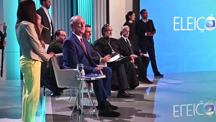 Último debate do primeiro turno tem trocas de acusações e insultos