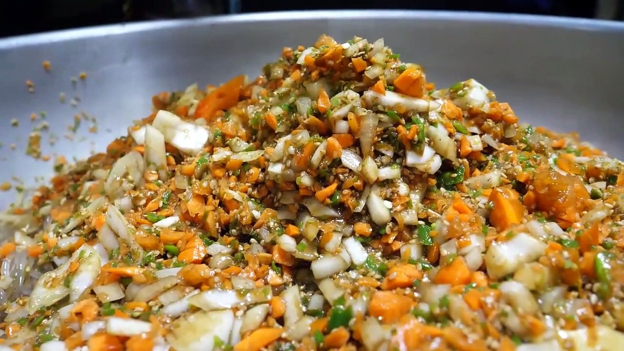 재료부터 직접 만드는 떡볶이, 튀김, 김밥 _ Popular snacks in the Korean market - Korean street food