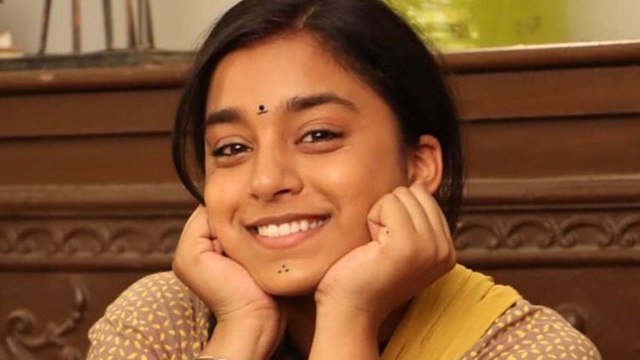 Bigg Boss 16 : Sumbul Touqeer Life Story | कई रिजेक्शन के बाद मिला था इमली सीरियल | Boldsky