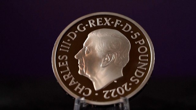 Les pièces à l'effigie du roi Charles III dévoilées à Londres
