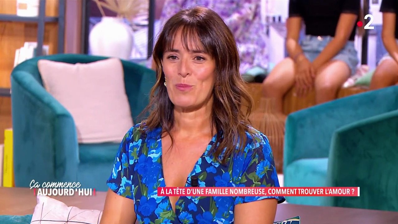 Faustine Bollaert choquée par la révélation d'une fille de "Familles nombreuses, la vie en XXL", dans son émission "Ca commence aujourd'hui" sur France 2.