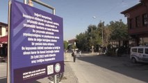 Eskişehir gündem haberi | ESKİŞEHİR - Tarihi Odunpazarı Bölgesi'ndeki esnaf ve vatandaş trafiğe kapatılan caddenin tek yönlü açılmasını istiyor