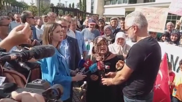 Ağaçları kesilip, köylerine çöplük yapılmak istenen köylüler eylem yaptı
