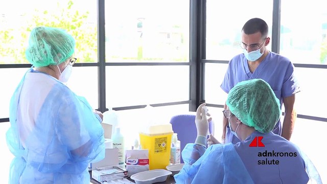 Vaccini, Mantovani (igienista): ’Gli antinfluenzali non sono tutti uguali’