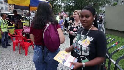 Jovens brasileiros estão engajados nas eleições presidenciais