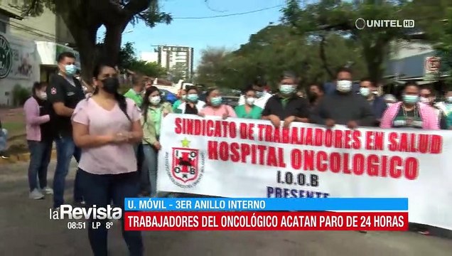 Trabajadores del Oncológico realizan paro y bloqueo de 24 horas exigiendo más personal
