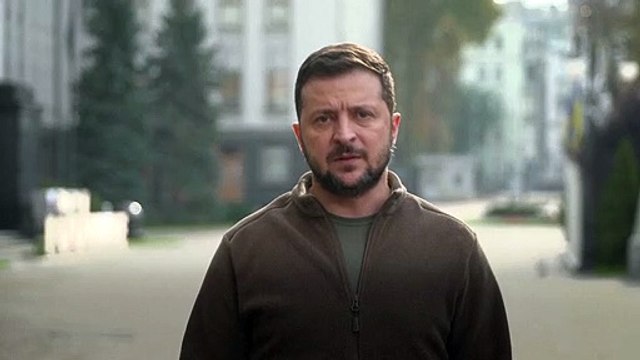 زيلينسكي: أوكرانيا لن تتفاوض مع روسيا ما دام بوتين رئيسا