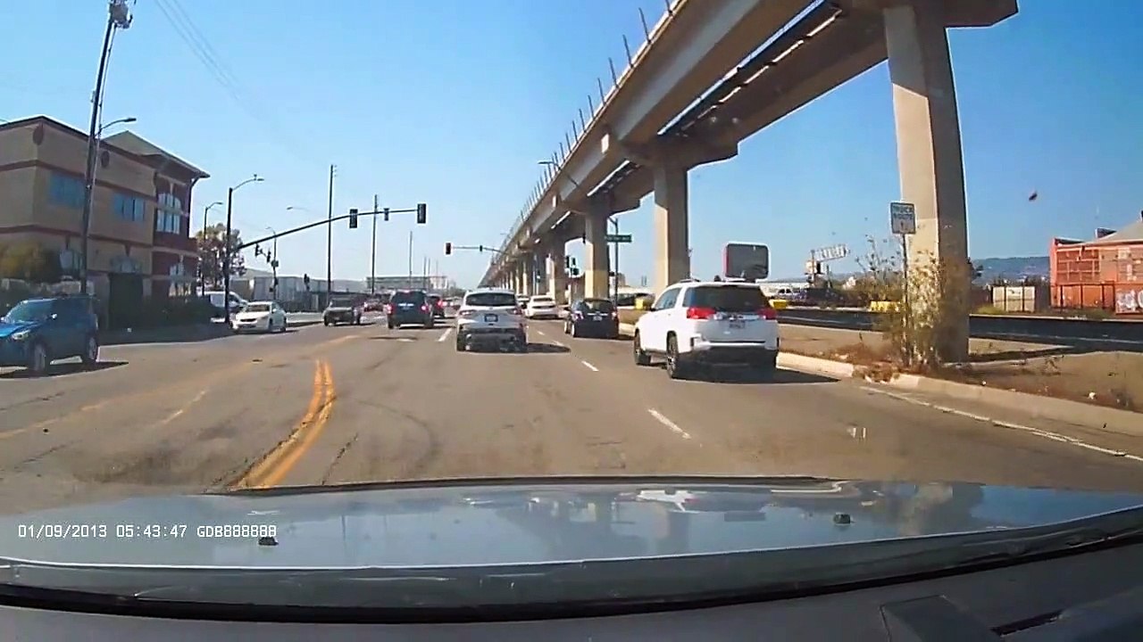Road Raging White Pickup Driver Pulls Gun