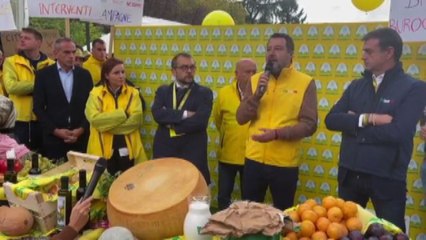 Lavoro, Salvini: reintrodurre voucher, meglio che disoccupazione