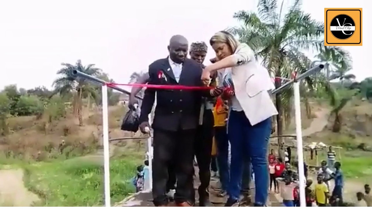 Bridge Collapsed at the time of ribbon cutting