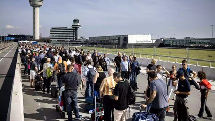 Amsterdam’s Airport Extends Cap on Departing Passengers Until Next Year