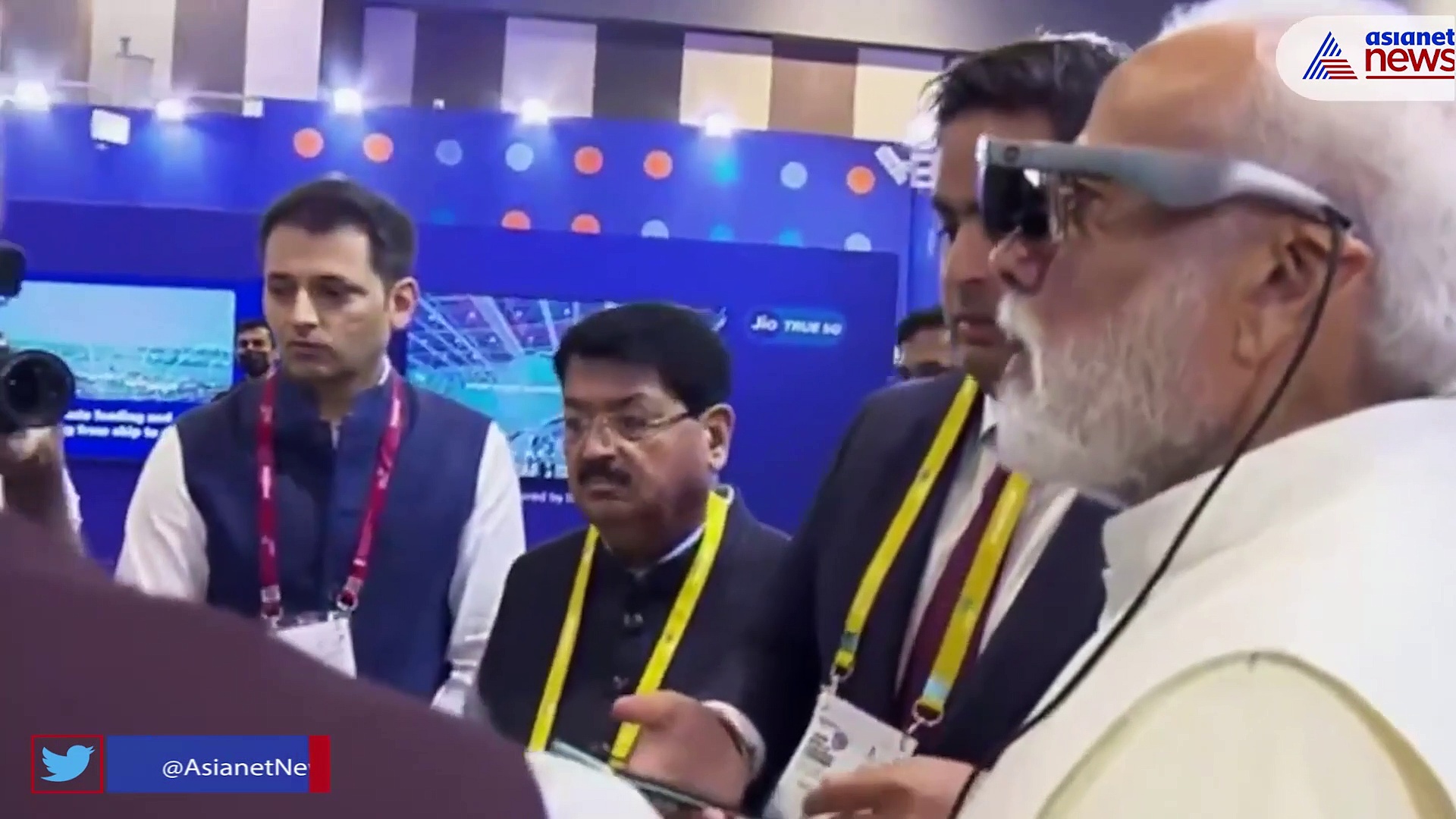 5G is in India: PM Modi gets demo of Jio's new technology from Akash Ambani