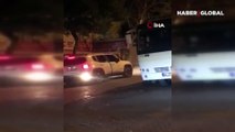 İstanbul'da gece yarısı mahalleliyi şaşkına çeviren olay: Öfkeli kadın aracın üstüne çıkıp bağırdı!