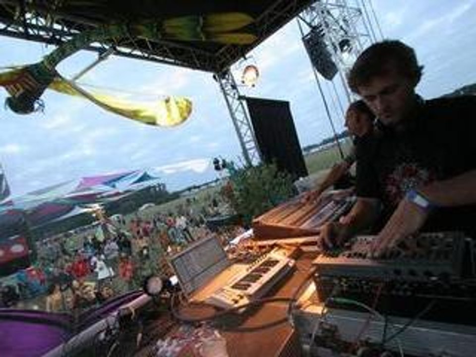 arcadia festival France 2007 lunaspice live