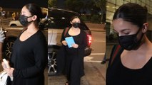 Pregnant Alia Bhatt sported an all Black attire as She was snapped at the Mumbai Airport