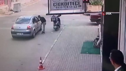 Sinyal verme kavgasında karıştı, yaşanan kavga kameraya böyle yansıdı