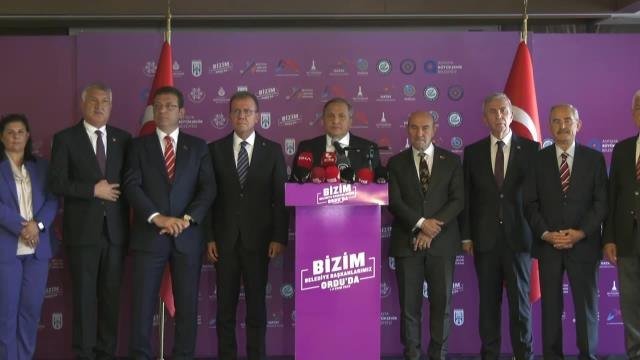 Seyit Torun, CHP'li Belediye Başkanları ile Birlikte: İtibar Suikastlarına Asla ve Asla Pabuç Bırakmayacağız