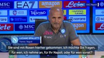 Spalletti mit Rosen für verstorbene Iranerinnen