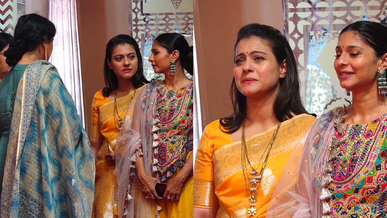 Kajol बिना Family और बच्चों के पहुंची Durga Puja Pandal, अजीब Expressions का video हुआ viral!