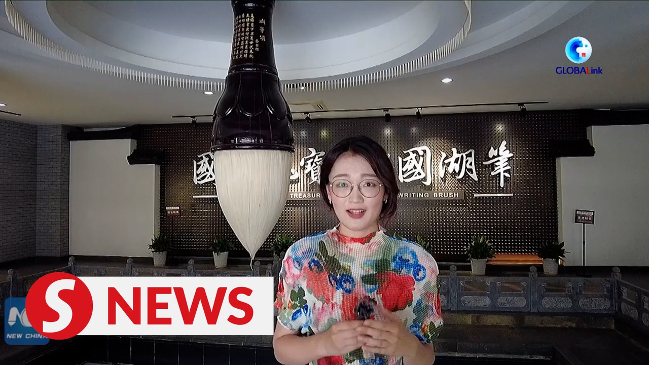 Chinese traditional ink brush goes global through Internet