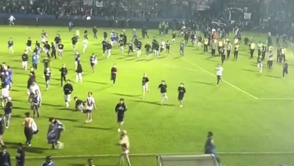 "인도네시아 축구장 관중 난동으로 최소 129명 사망" / YTN