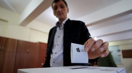 Bulgaristan’daki genel seçimde oy verme işlemi başladı