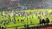 MENCEKAM! Detik-Detik Kerusuhan di Stadion Kanjuruhan