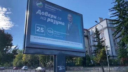 Bulgaristan'daki genel seçimde oy verme işlemi başladı