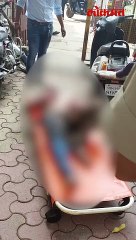 रेल्वे डब्यावर चढला अन् विद्युत तारांना हात लावून जाळून घेतलं