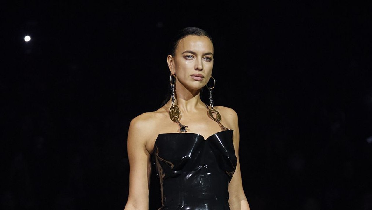 Défilé Andreas Kronthaler For Vivienne Westwood Prêt-à-porter Femme Printemps-Eté 2023