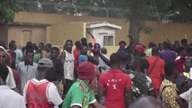 Burkina Faso'da darbe yanlısı göstericiler, Fransız Büyükelçiliğine saldırdı
