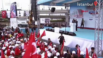 Bakan Karaismailoğlu: Havalimanlarımız bugün rekorlardan rekora koşuyor