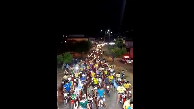 Apoiadores de Bolsonaro saem às ruas de Cajazeiras com carreata e motociata em clima de otimismo