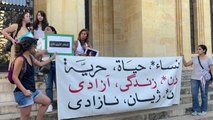 Beyrut'ta İranlı kadınlara destek gösterisi düzenlendi