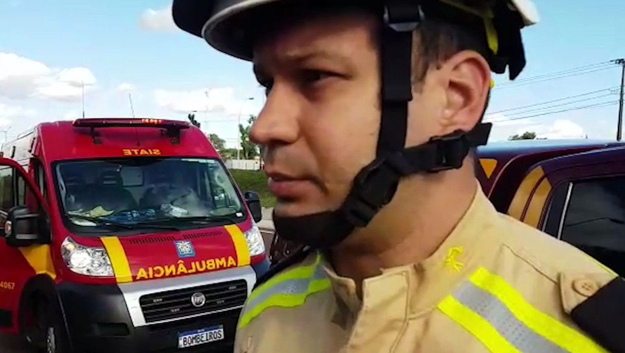 Capotamento na 467: Conforme Corpo de Bombeiros, apesar da proporção do acidente, vítimas tiveram lesões leves