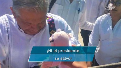Hasta AMLO ya tiene su muñeco del Dr. Simi