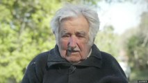 El expresidente de Uruguay, Pepe Mujica, da discurso sobre la vida