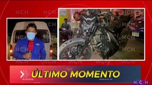 ¡Gravemente herido un motociclista, luego de estrellarse en un microbús en Santa Cruz de Yojoa!