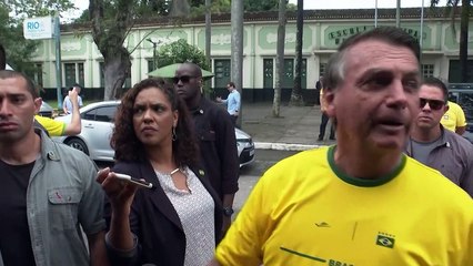 Bolsonaro surpreende, encosta em Lula e Presidência será definida no 2º turno