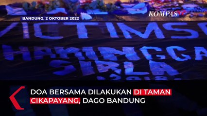 Momen Bobotoh Doa Bersama untuk Korban Tragedi Kanjuruhan
