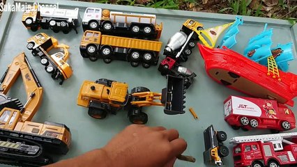 Mencari Harta Karun Mainan