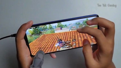 3218 Damage__ _ Poco X3 pro PUBG Full Handcam Solo Vs Squad(Release crazy gamer)
