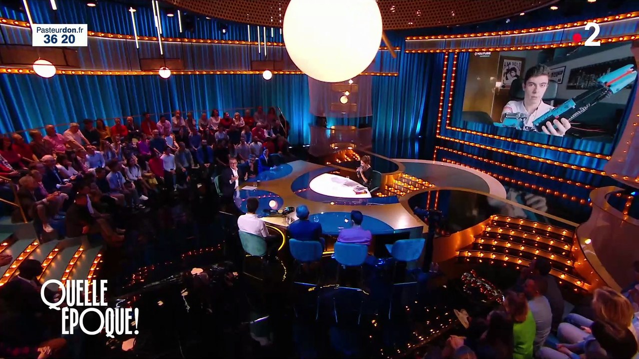 Regardez le très long fou-rire sur le plateau de "Quelle époque" hier soir sur France 2 après une interview un peu poussive d'un invité par Christophe Dechavanne