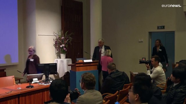 فوز العالم السويدي سفانتي بابو بجائزة نوبل للطب