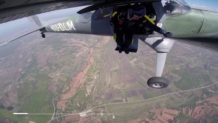 Viral: Ibrahim Kalesic, el paracaidista más veterano de Europa, a sus 88 años | EL PAÍS