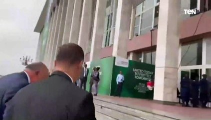 وصول وزير الخارجية إلى قاعة المؤتمرات الخاصة بالاجتماع الوزاري التحضيري لمؤتمر المناخ بشرم الشيخ